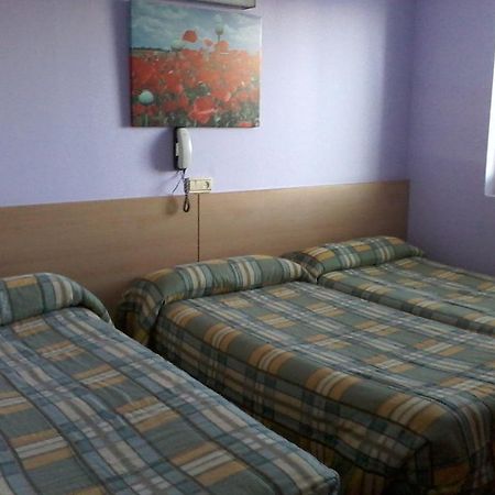 Hotel Buenos Aires Villafría de Burgos エクステリア 写真